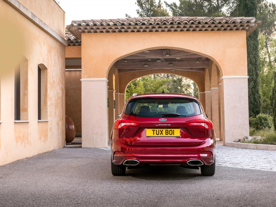  Ford Focus Vignale Turnier 2018 года  (WW) (фото 6 из 40)